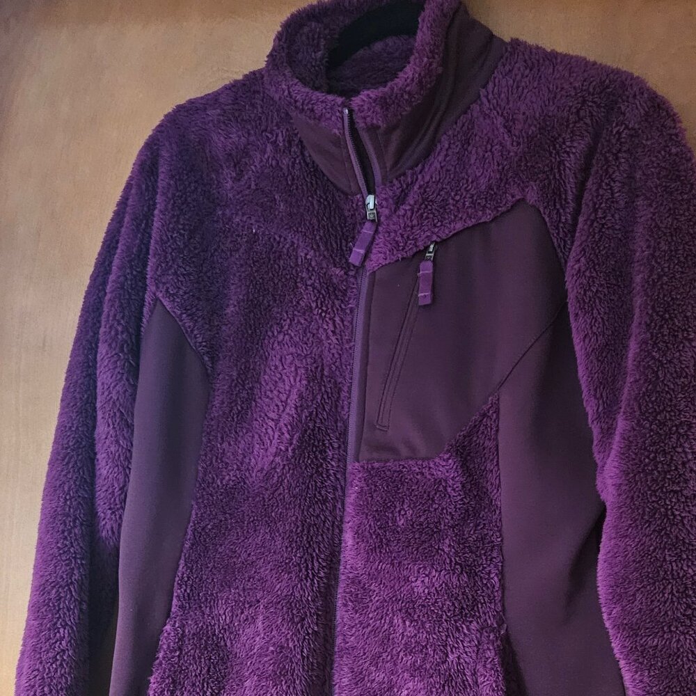 Columbia burgundy fuzzy jacket